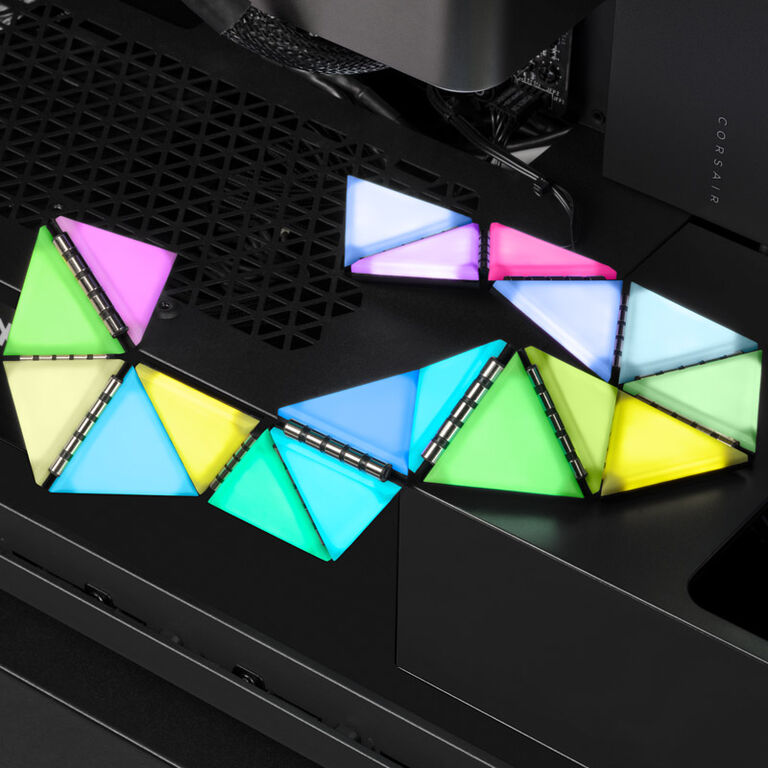 Corsair iCUE LC100 Case Accent Lighting Panels - Mini Triangle - 9x Tile Expansion Kit image number 7