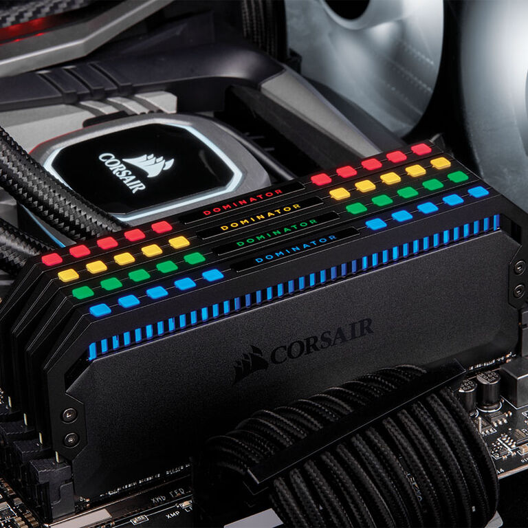 Corsair Dominator Platinum RGB, DDR4-3200, CL16 - 16 GB Dual-Kit for AMD Ryzen image number 4