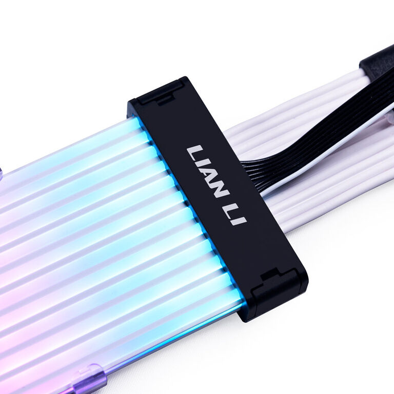 Lian Li Strimer Plus V2 12VHPWR 16 to 16-pin extension - 320mm, 12 LED lanes image number 5