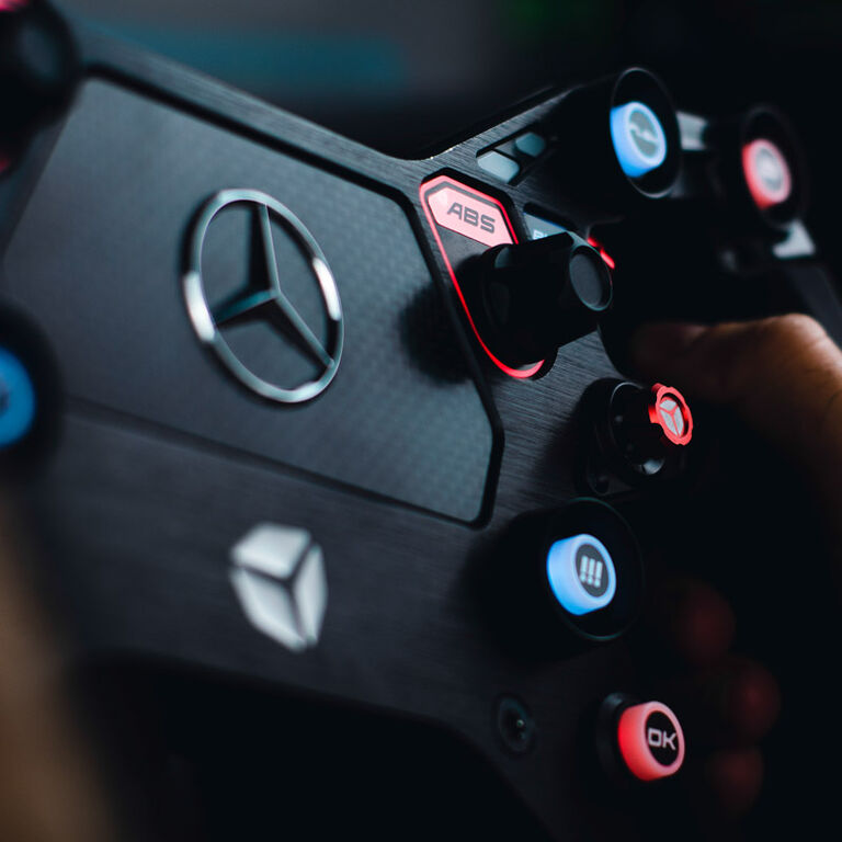 Cube Controls x Mercedes-AMG GT Edition Sim Wheel - NoHub image number 3